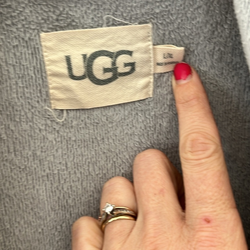 UGG Women's Gray Cozy Robe (no belt!) - Picture 4 of 5